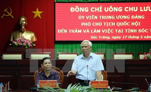Examiner les préparatifs des élections législatives à Soc Trang et Long An  - ảnh 1